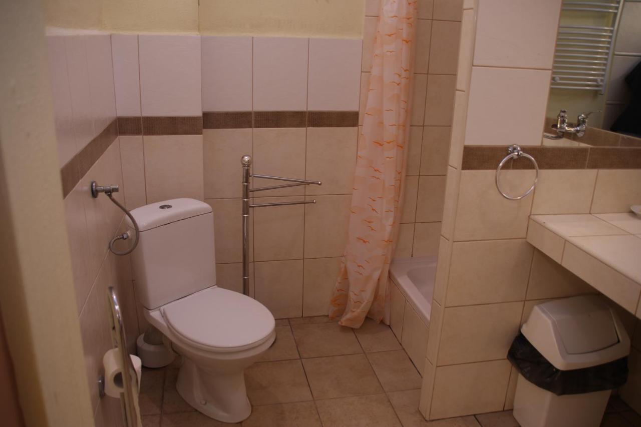Zajazd Pod Kominkiem - Brzoza Kolo Torunia Exterior foto