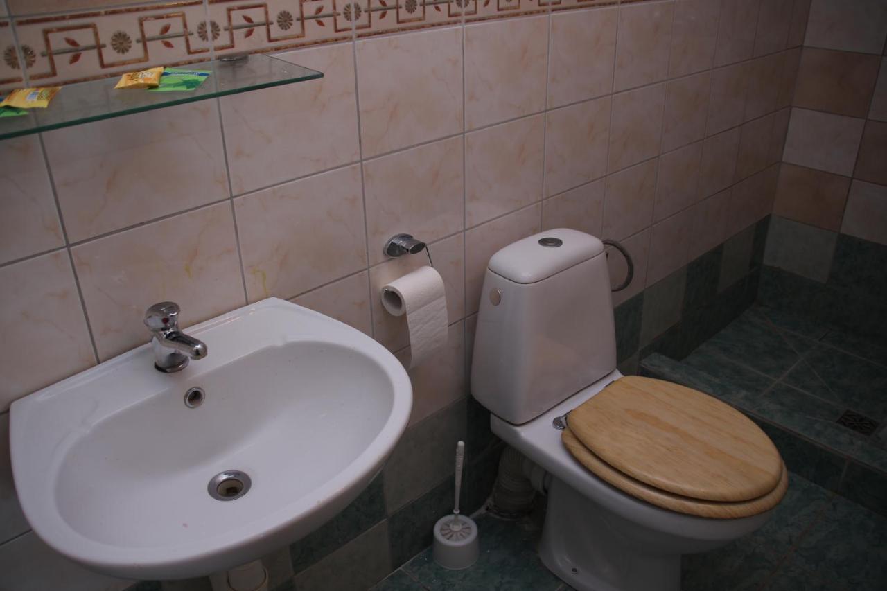 Zajazd Pod Kominkiem - Brzoza Kolo Torunia Exterior foto